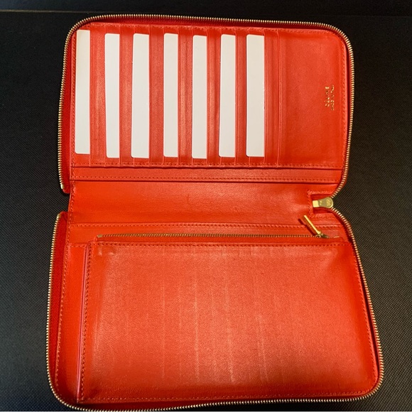 Sold to consignment Céline zip wallet. Red, a true red. Phoebe era. Excellent - Picture 8 of 8